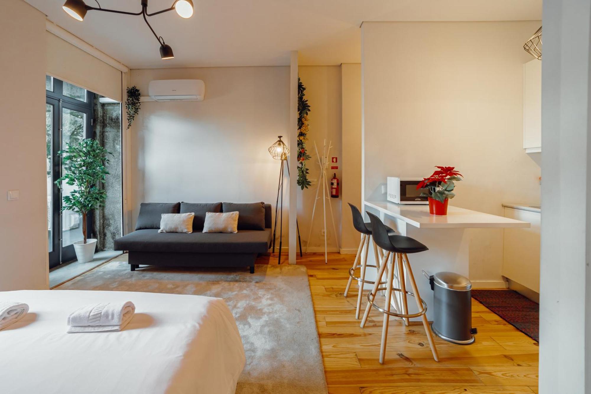 Luminous Apartment In The Heart Of Porto Bagian luar foto